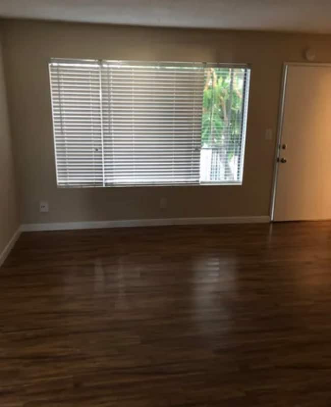 23611 Arlington Ave in Torrance, CA - Building Photo - Building Photo