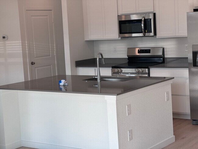 8969 Spikerush Ct in Parker, CO - Building Photo - Building Photo