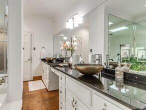 3465 Brush Creek Rd in Oklahoma City, OK - Building Photo - Building Photo