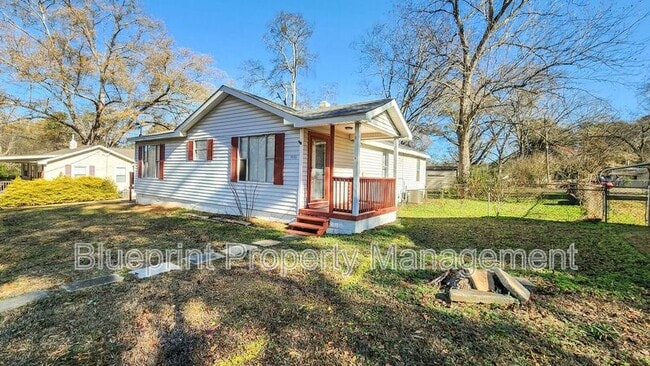 property at 1033 Minor Dr