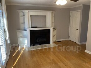 1026 N New Jersey St in Indianapolis, IN - Foto de edificio - Building Photo