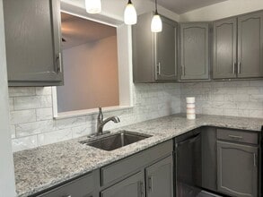 113 Redwood Dr in Collegeville, PA - Building Photo - Building Photo