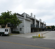 7932 Holt Ave Apartments