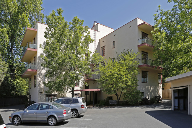 Park McKinley in Sacramento, CA - Foto de edificio - Building Photo