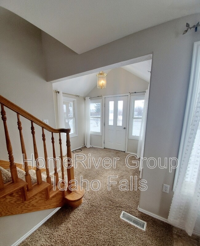 property at 3771 E 500 Rd N