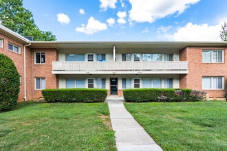 Falls Village Apartments in Baltimore, MD - Building Photo - Building Photo
