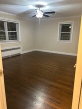 260 Eastchester Rd in New Rochelle, NY - Building Photo - Building Photo