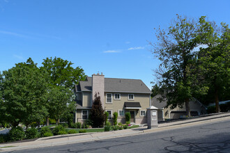 310 Abbey Ln in Providence, UT - Building Photo - Building Photo