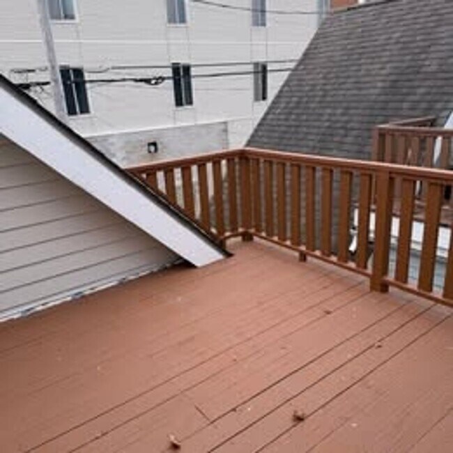 2012 N Buffum St in Milwaukee, WI - Building Photo - Building Photo