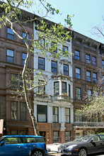 46 W 76th St in New York, NY - Building Photo - Building Photo