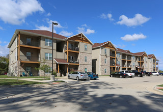 Rustic Ridge Villas in Joplin, MO - Building Photo - Building Photo