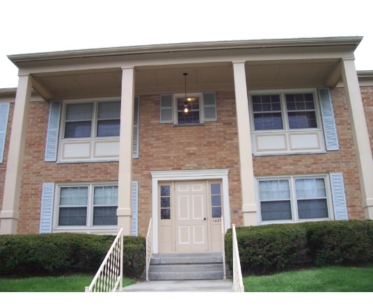 Troy Village Apartments in Troy, OH - Foto de edificio - Building Photo