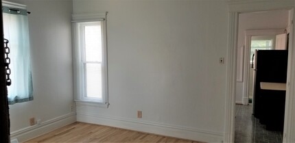 1125 S Westnedge Ave, Unit 2 in Kalamazoo, MI - Building Photo - Building Photo