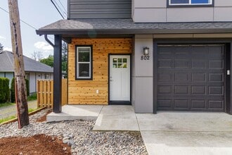 802 NW 7th Ave in Camas, WA - Building Photo - Building Photo