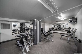 909 Kapiolani Blvd in Honolulu, HI - Building Photo - Building Photo