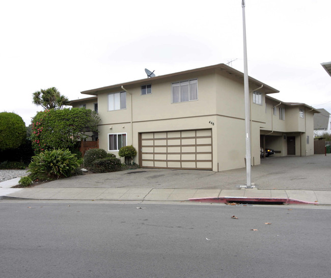 448 Studio Cor in San Mateo, CA - Foto de edificio - Building Photo