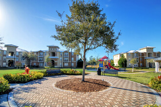 River Ridge Apartment Homes in Orlando, FL - Building Photo - Building Photo