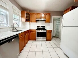 44 Day St, Unit 42 in Boston, MA - Building Photo