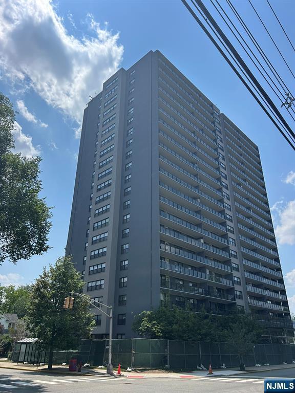 property at 285 Aycrigg Ave