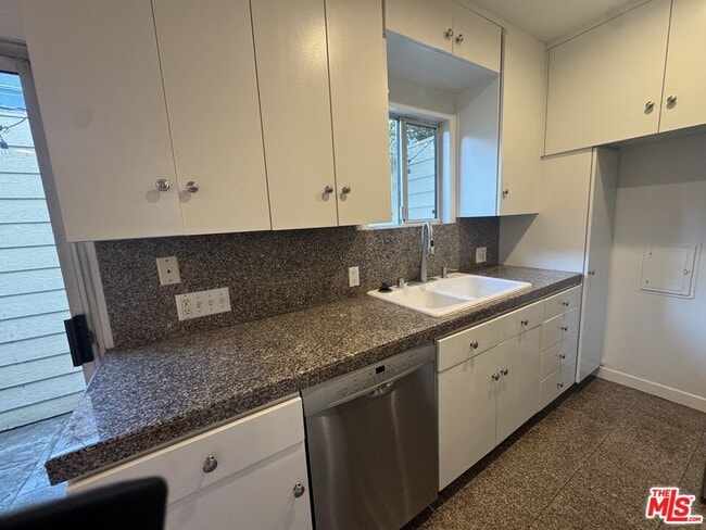 2912 11th St in Santa Monica, CA - Foto de edificio - Building Photo