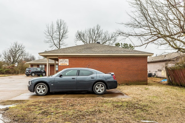 4405 E Highland Dr in Jonesboro, AR - Foto de edificio - Building Photo