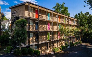 45 Sheridan Dr NE in Atlanta, GA - Building Photo - Building Photo