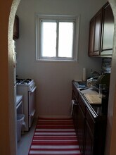 231 Columbus Pl, Unit #2 in Cliffside Park, NJ - Foto de edificio - Building Photo