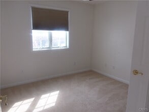 34 Dockside Dr in Morristown, NY - Building Photo - Building Photo