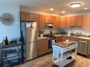 597 E 5th St in Boston, MA - Building Photo - Building Photo