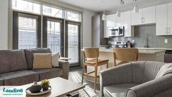 930 Howell Mill Rd in Atlanta, GA - Building Photo