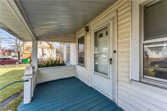 19880 Tyronne Ave in Euclid, OH - Building Photo - Building Photo