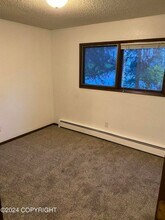6512 Carlos Ct in Anchorage, AK - Building Photo - Building Photo