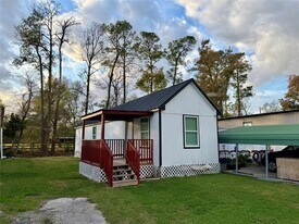 3510 Fox Dr in Baytown, TX - Building Photo