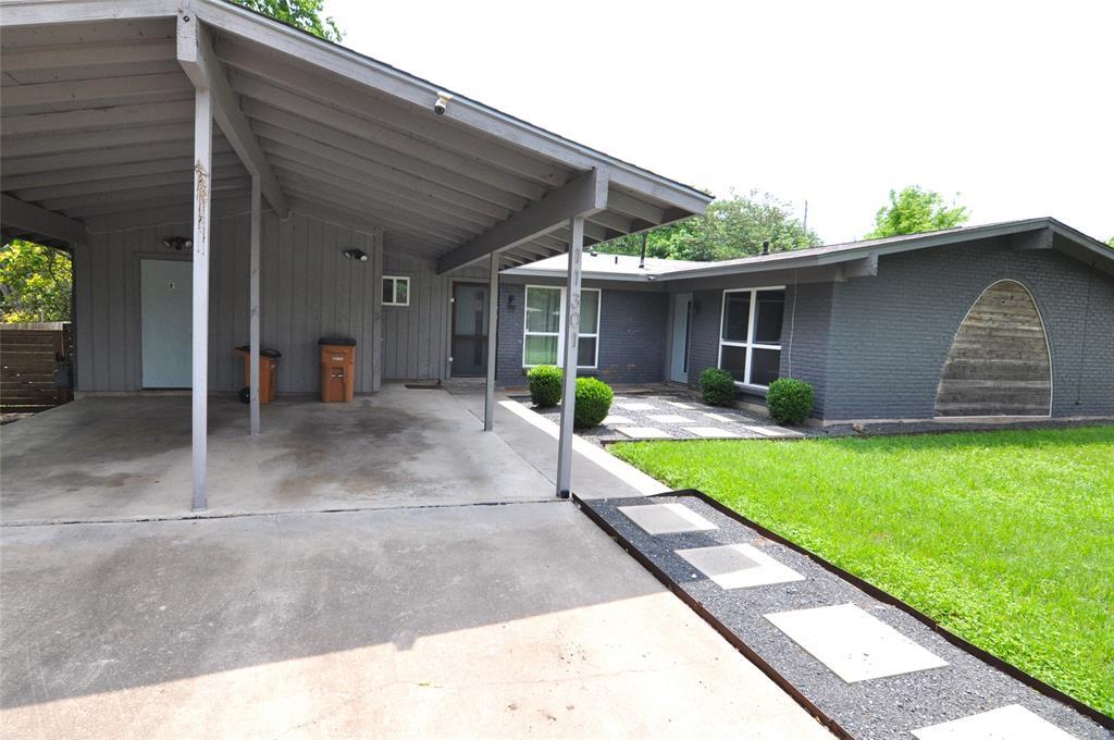 11301 Oakwood Dr in Austin, TX - Building Photo