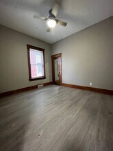 2049 Worthington Ave, Unit M in Lincoln, NE - Building Photo - Building Photo