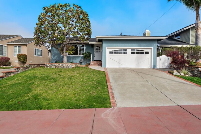 134 Esplanade in San Clemente, CA - Building Photo - Building Photo