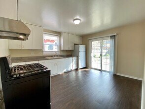 252 Milagra Dr in Pacifica, CA - Building Photo - Building Photo