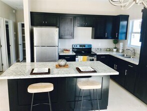 8 Javalina Ave in Edinburg, TX - Building Photo - Building Photo