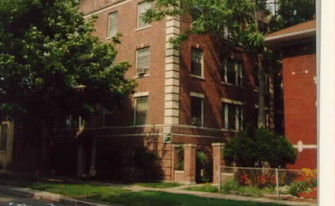 4337-4339 N Richmond St Apartments