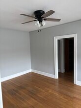 500 Spring Rd in Elmhurst, IL - Building Photo - Building Photo