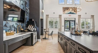 4000 Margaret St, Unit TH2 in Beaufort, SC - Building Photo - Building Photo