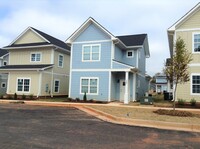 90 Woodsong Ave, Unit 3br and 4br Floorplans in Athens, GA - Foto de edificio - Building Photo