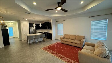 14608 Barefoot Ln in Parrish, FL - Building Photo - Building Photo