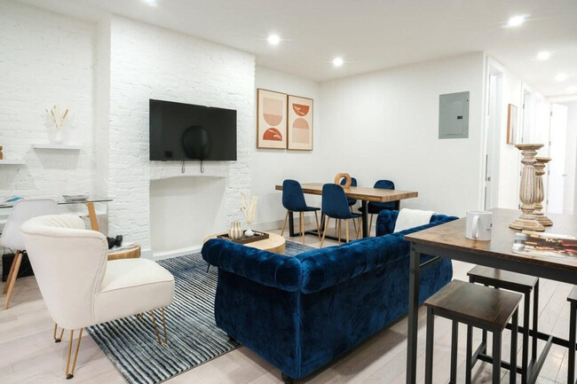 400 E 11th St-Unit -ID1009907P in New York, NY - Building Photo - Building Photo