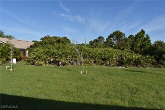 8388 Delong Ave in North Port, FL - Building Photo - Building Photo