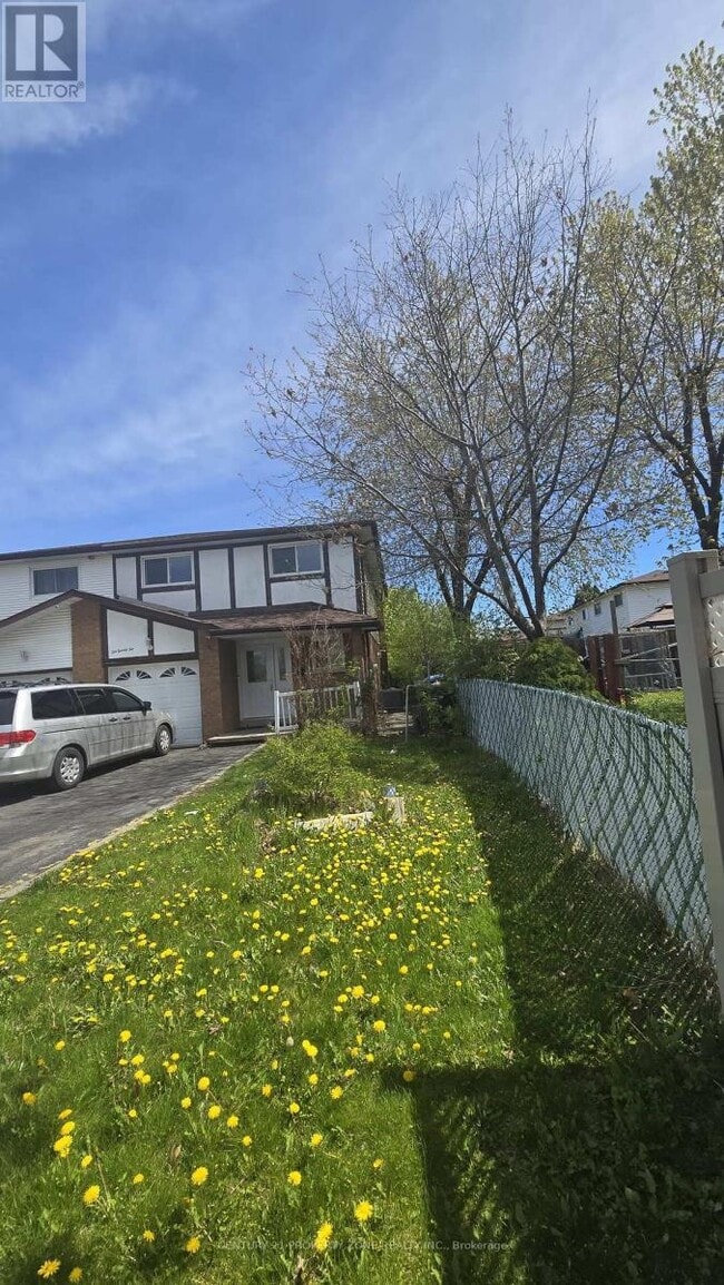 property at 122 Kingswood Dr