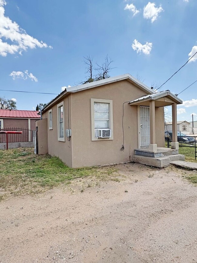 property at 700 N Leech St