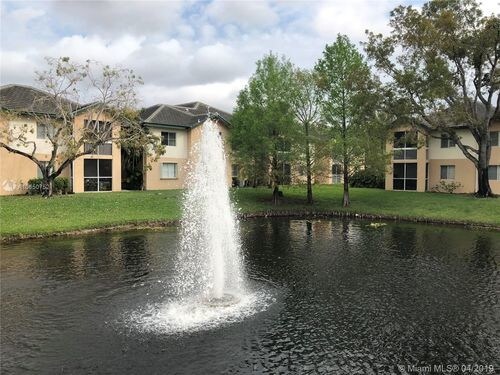 9855 Westview Dr-Unit -7A in Coral Springs, FL - Building Photo