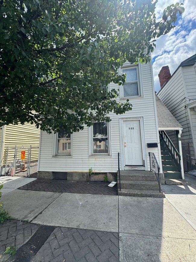 522 2nd St, Unit 522 2nd St