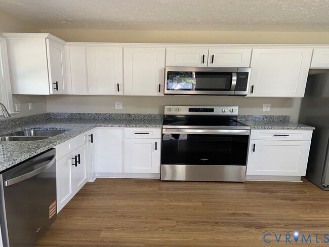 7077 Adaline Ln in Mechanicsville, VA - Building Photo - Building Photo
